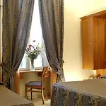 Pensión Dama Private 4*