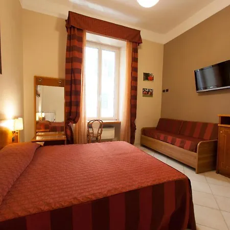 Πανσιόν Dama Private 2*